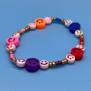 NWT Y2K Bracelets :) :) Stretchy Beaded Bracelet